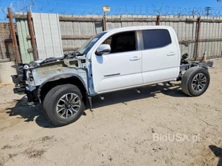 TOYOTA TACOMA TRD SPORT