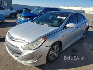 HYUNDAI SONATA HYBRID