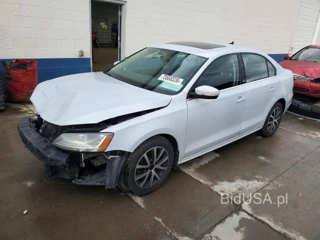 VOLKSWAGEN JETTA SE
