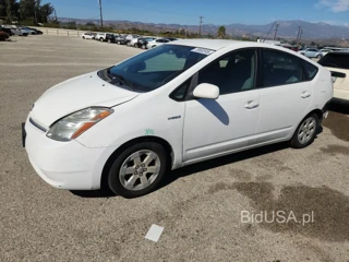 TOYOTA PRIUS BASE