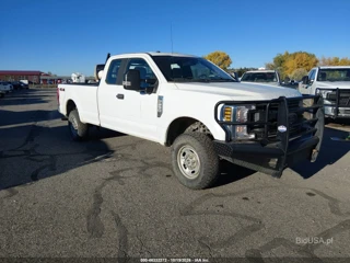 FORD FORD F-250 XL