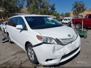 TOYOTA TOYOTA SIENNA LE 8 PASSENGER
