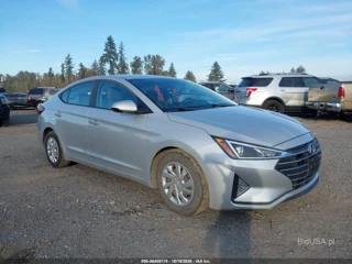 HYUNDAI HYUNDAI ELANTRA SE
