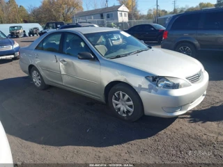 TOYOTA TOYOTA CAMRY STD