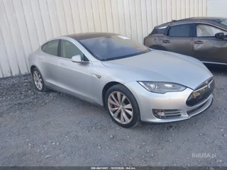 TESLA TESLA MODEL S P85