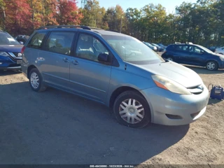 TOYOTA TOYOTA SIENNA CE