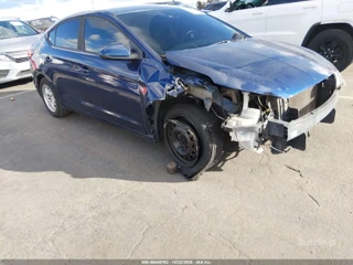 HYUNDAI HYUNDAI ELANTRA SE