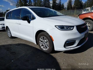 CHRYSLER CHRYSLER PACIFICA TOURING L