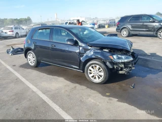 VOLKSWAGEN VOLKSWAGEN GOLF TSI S/TSI SE