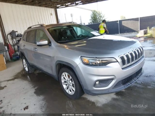 JEEP JEEP CHEROKEE LATITUDE FWD