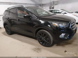 FORD FORD ESCAPE SE