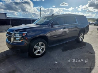 CHEVROLET SUBURBAN C1500 LT