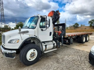 FREIGHTLINER M2