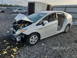 TOYOTA PRIUS IV
