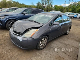 TOYOTA PRIUS BASE