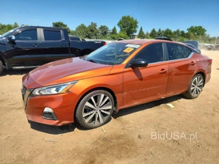 NISSAN ALTIMA SR