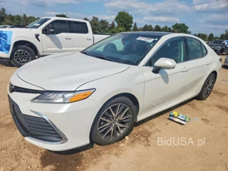TOYOTA CAMRY XLE