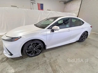TOYOTA CAMRY XSE