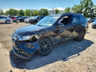 MITSUBISHI OUTLANDER SE