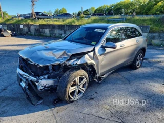 MERCEDES-BENZ GLC 300 4MATIC