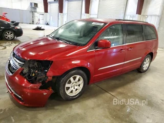 CHRYSLER TOWN & COUNTRY TOURING