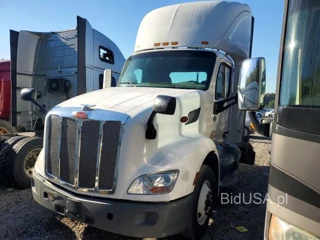 PETERBILT 579
