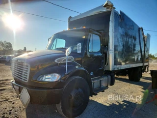FREIGHTLINER M2