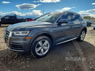 AUDI Q5 PREMIUM PLUS
