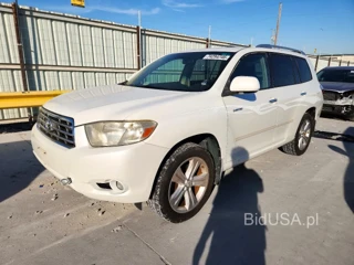 TOYOTA HIGHLANDER LIMITED