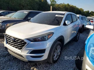 HYUNDAI TUCSON SE