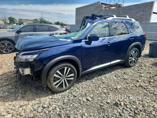 NISSAN PATHFINDER PLATINUM
