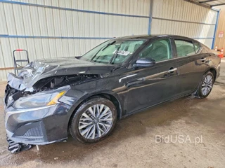 NISSAN ALTIMA SV