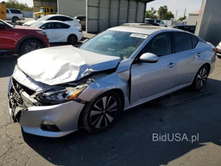 NISSAN ALTIMA SL