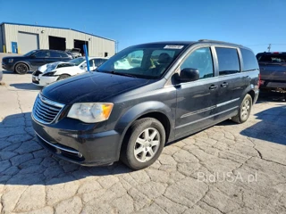 CHRYSLER TOWN & COUNTRY TOURING