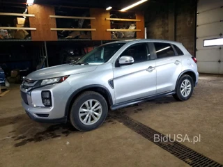 MITSUBISHI RVR SE