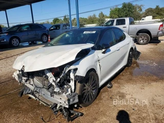 TOYOTA CAMRY XSE V6