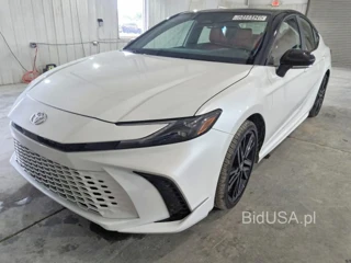 TOYOTA CAMRY XSE