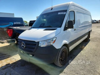 MERCEDES-BENZ SPRINTER 2500