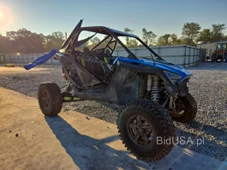 POLARIS RZR