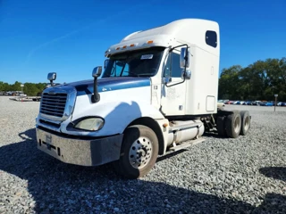 FREIGHTLINER CONVENTIONAL COLUMBIA