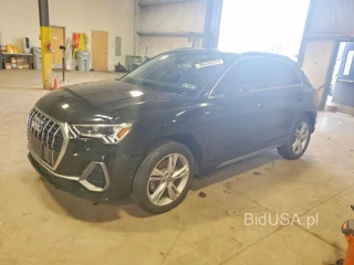 AUDI Q3 PREMIUM PLUS S-LINE