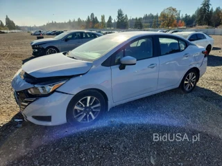 NISSAN VERSA SV