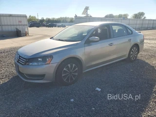 VOLKSWAGEN PASSAT S