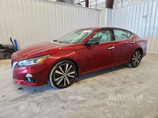 NISSAN ALTIMA PLATINUM