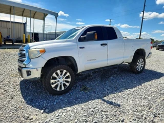 TOYOTA TUNDRA SR5