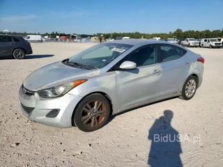 HYUNDAI ELANTRA GLS