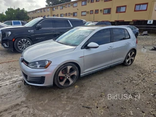 VOLKSWAGEN GTI