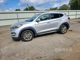 HYUNDAI TUCSON SE