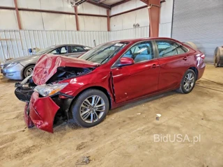 TOYOTA CAMRY SE