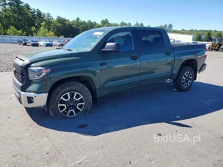 TOYOTA TUNDRA SR5